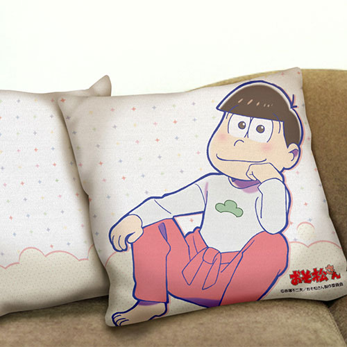 cushion_osomatsusan1_heya-1.jpg